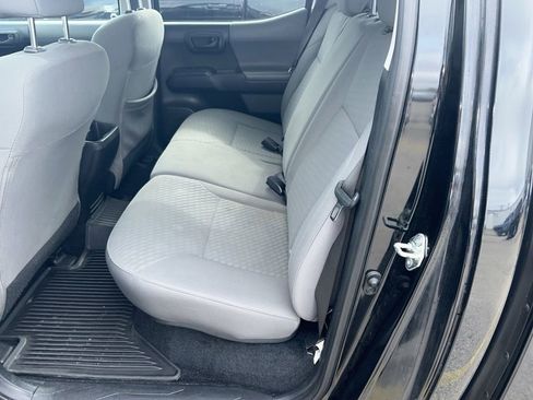 Used 2020 Toyota Tacoma SR AWD/4WD image 17