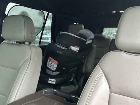 Used 2021 GMC Yukon SLT image 11