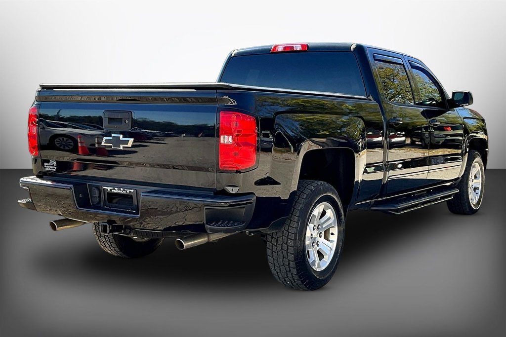 Used 2018 Chevrolet Silverado 1500 LT w/ All Star Edition AWD/4WD image 6