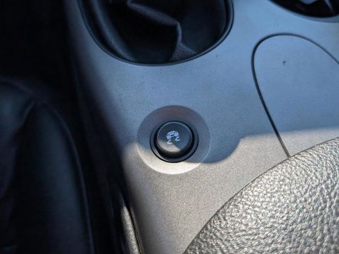 Used 2006 Chevrolet Corvette Convertible w/ Preferred Equipment Group image 22