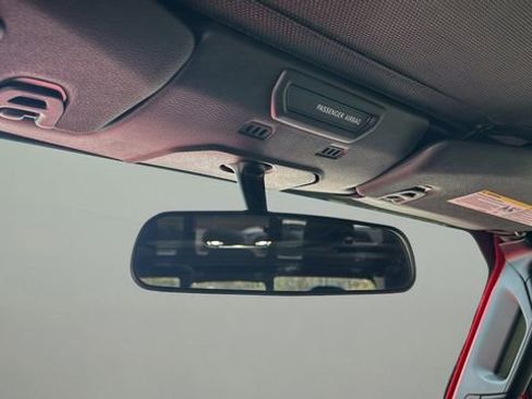 Used 2021 Jeep Gladiator Willys image 27