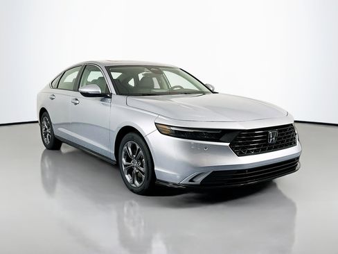 New 2025 Honda Accord EX-L image 3