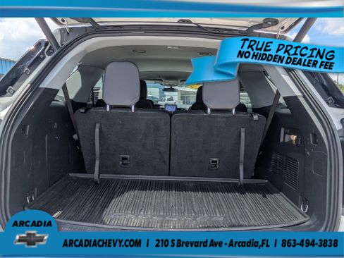 Used 2024 Ford Explorer XLT w/ Equipment Group 202A AWD/4WD image 13