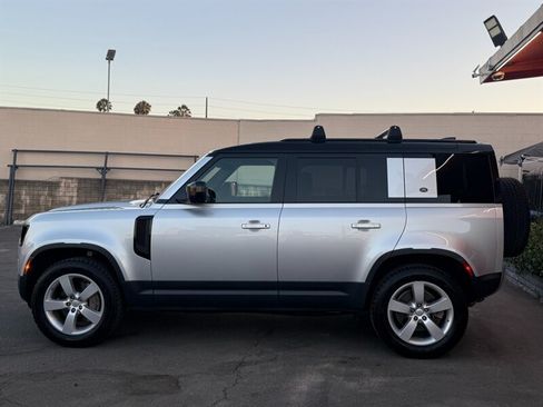 Used 2020 Land Rover Defender 110 First Edition AWD/4WD image 7