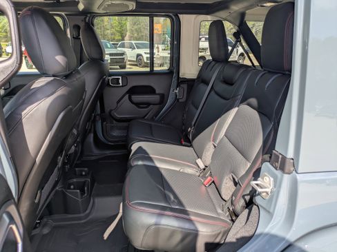 New 2026 Jeep Wrangler Unlimited Rubicon image 9