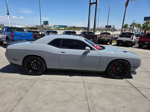 Used 2020 Dodge Challenger R/T Scat Pack RWD image 7
