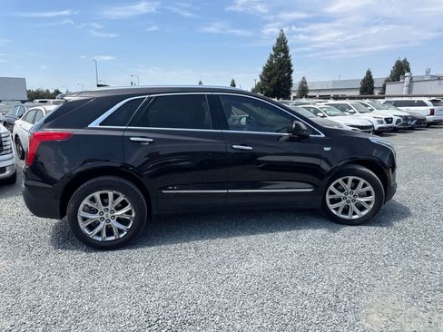 Used 2019 Cadillac XT5 Luxury w/ LPO, Radiant Package FWD image 4