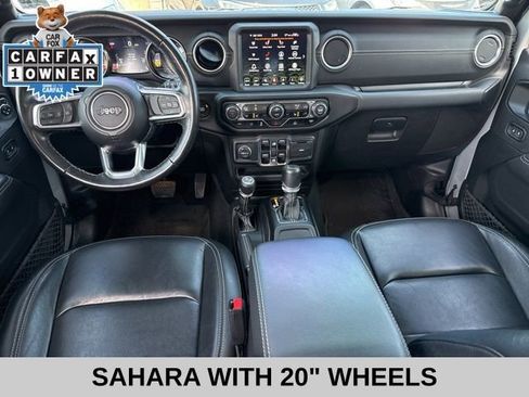 Used 2023 Jeep Wrangler Unlimited Sahara w/ Cold Weather Group AWD/4WD image 5