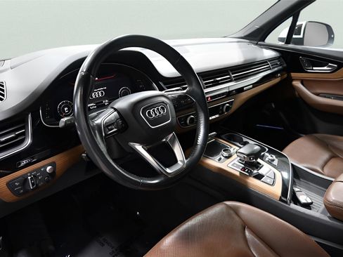 Used 2017 Audi Q7 3.0T Prestige w/ Prestige Package image 10
