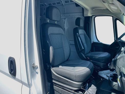 New 2026 RAM ProMaster 3500 w/ Convenience Group FWD image 24