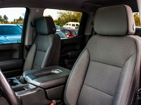 Used 2020 GMC Sierra 1500 Elevation w/ Elevation Value Package image 31