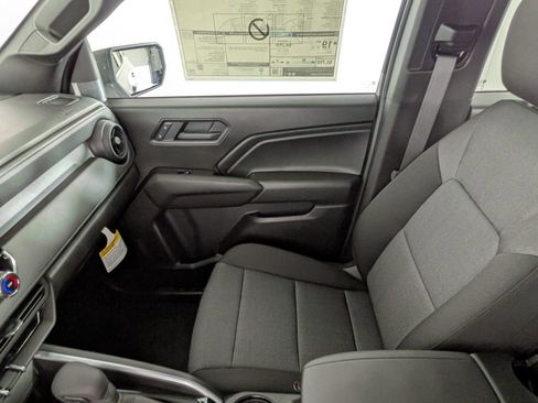 New 2025 Chevrolet Colorado W/T w/ Advanced Trailering Package image 24