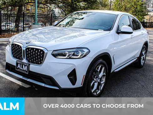 Used 2024 BMW X4 xDrive30i image 3