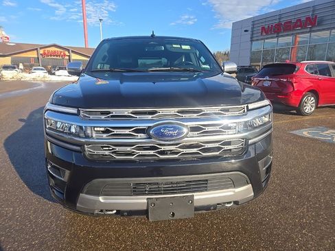 Used 2022 Ford Expedition Max Platinum image 2