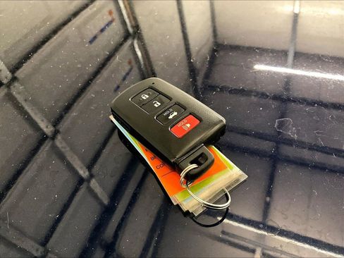 Used 2013 Toyota Avalon XLE Touring image 10