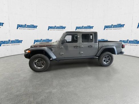 Used 2022 Jeep Gladiator Rubicon w/ Cold Weather Group AWD/4WD image 6