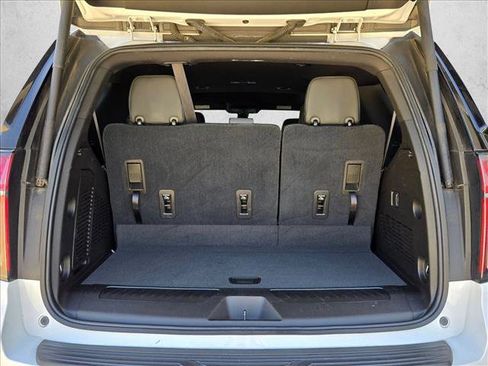 Used 2021 Chevrolet Tahoe LT RWD image 21