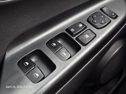 Used 2019 Hyundai Kona SE w/ Cargo Package FWD image 27