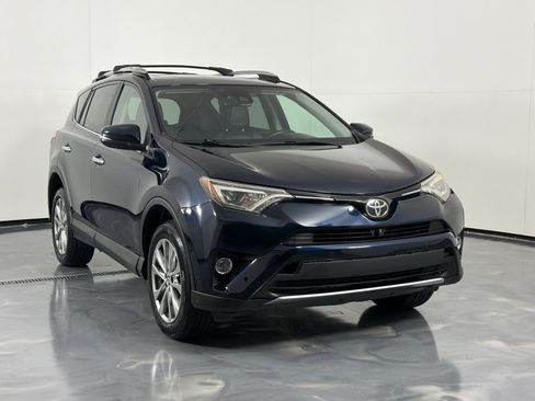 Used 2018 Toyota RAV4 Limited w/ Advanced Technology Package AWD/4WD image 3