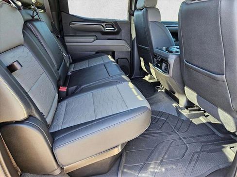 Used 2023 Chevrolet Silverado 1500 ZR2 w/ Technology Package image 21