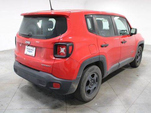 Used 2017 Jeep Renegade Sport w/ Power & Air Group FWD image 9
