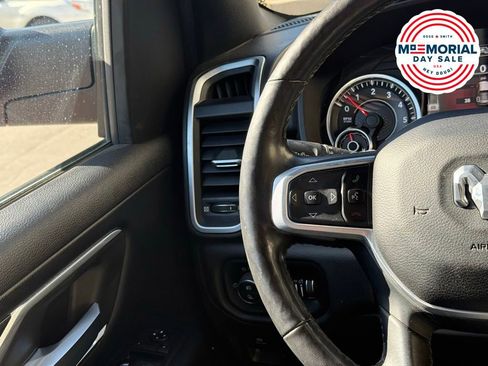 Used 2019 RAM 1500 Big Horn AWD/4WD image 12