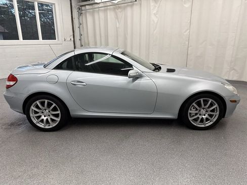 Used 2007 Mercedes-Benz SLK 350 image 8