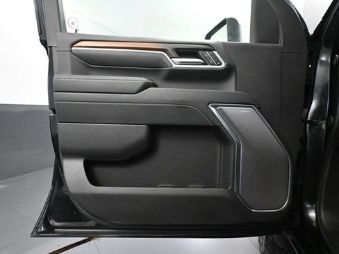 Used 2024 GMC Sierra 2500 Denali w/ Denali Reserve Package image 22