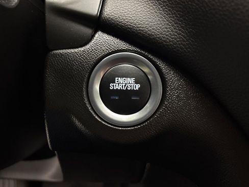 Used 2024 Chevrolet Equinox LT image 22