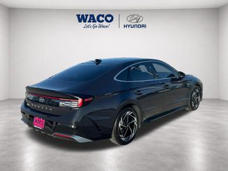 Used 2024 Hyundai Sonata SEL w/ Convenience Package FWD video 3
