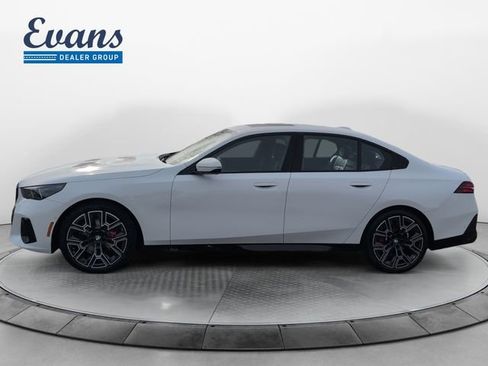 New 2026 BMW 530i xDrive 530i xDrive w/ M Sport Package image 2