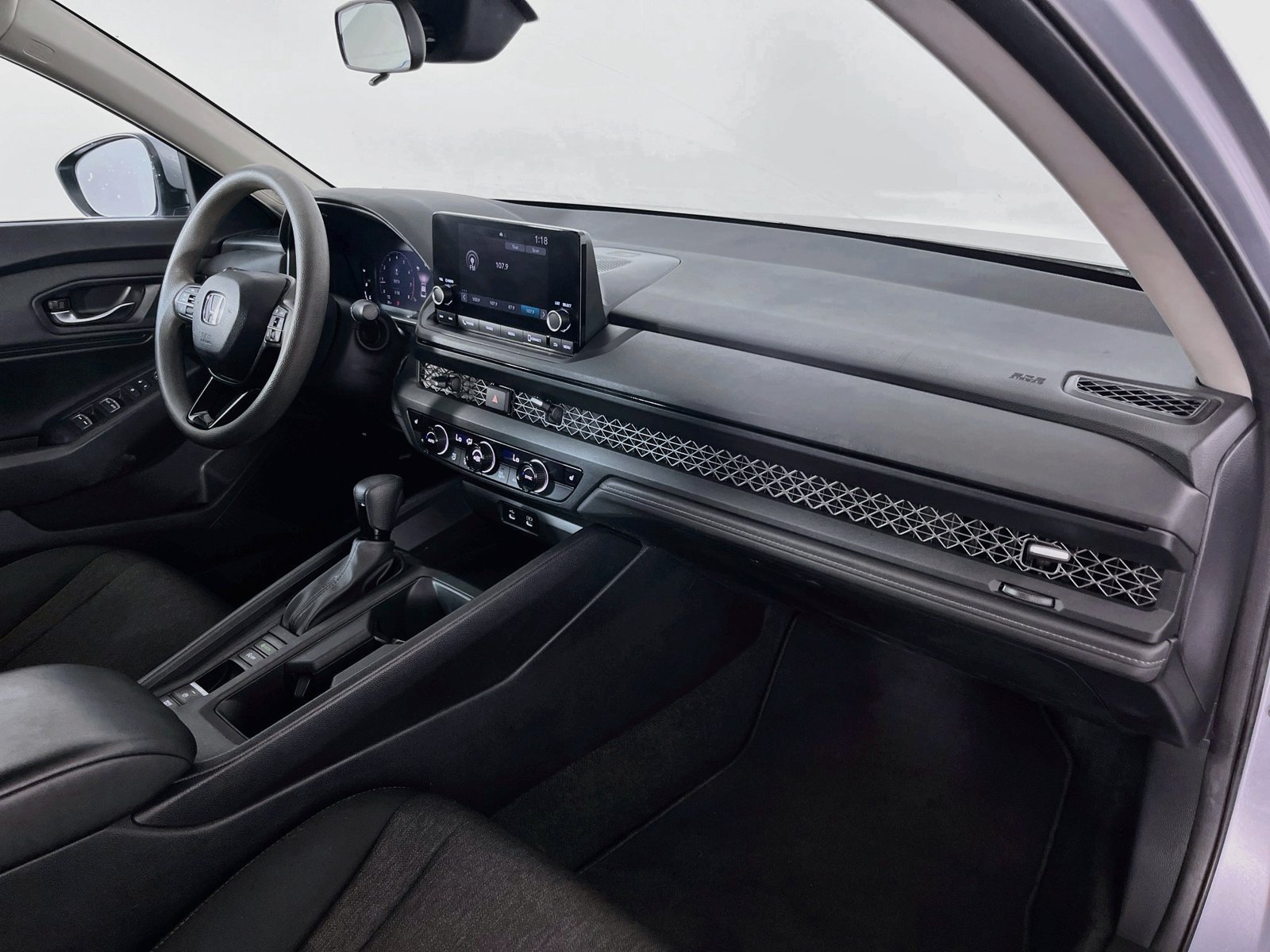 Used 2023 Honda Accord EX image 31