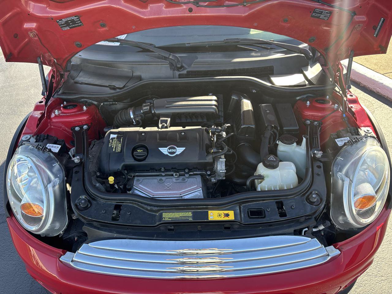 Used 2013 MINI Cooper Convertible FWD image 34