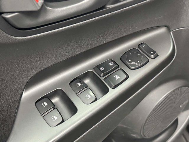 Used 2021 Hyundai Kona SEL Plus w/ Cargo Package AWD/4WD image 33