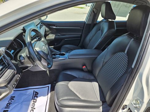 Used 2024 Toyota Camry SE FWD image 22