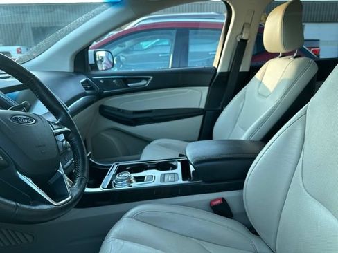 Used 2020 Ford Edge Titanium AWD/4WD image 7