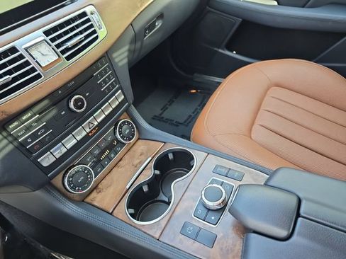 Used 2016 Mercedes-Benz CLS 550 image 24