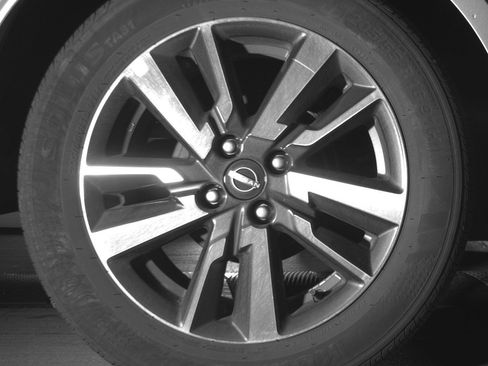 Used 2025 Nissan Versa SV FWD image 15