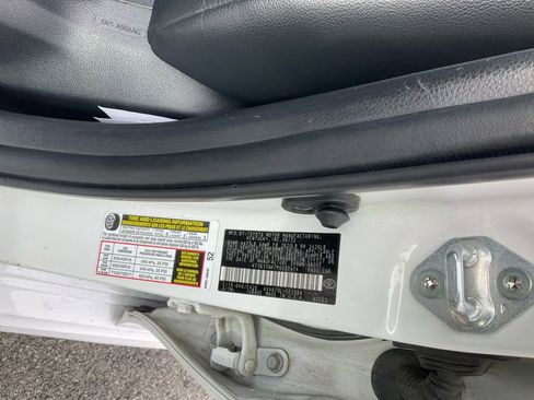 Used 2023 Toyota Camry SE image 37