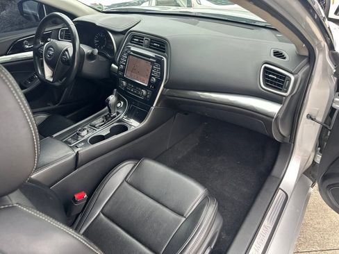 Used 2021 Nissan Maxima 3.5 SV w/ Floor Mat Group FWD image 39