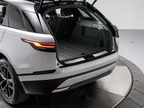 Used 2025 Land Rover Range Rover Velar S AWD/4WD image 26