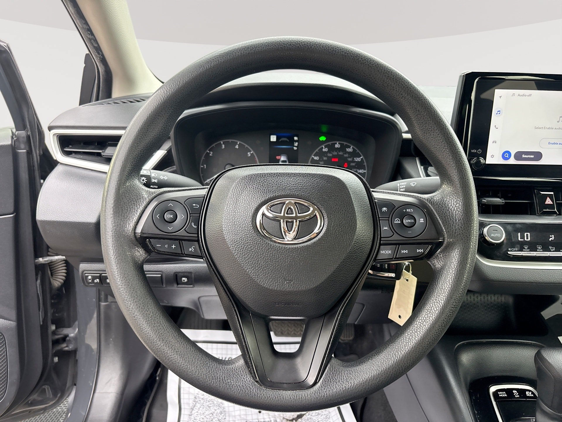 Used 2023 Toyota Corolla LE FWD image 11