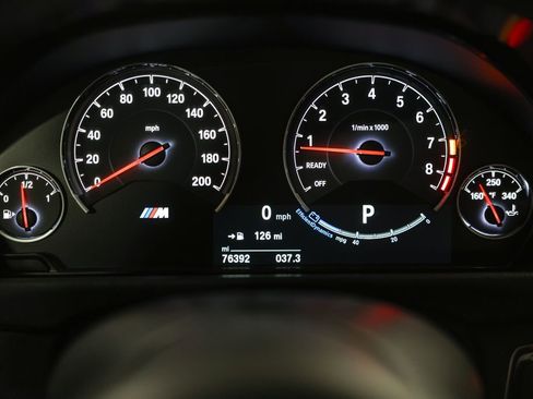 Used 2018 BMW M3 image 39