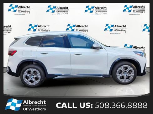 Used 2024 BMW X1 xDrive28i AWD/4WD image 6