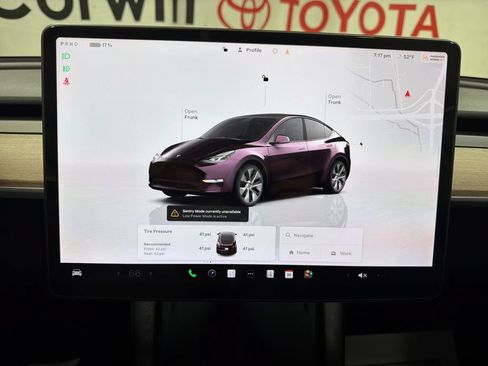Used 2023 Tesla Model Y Long Range AWD/4WD image 28