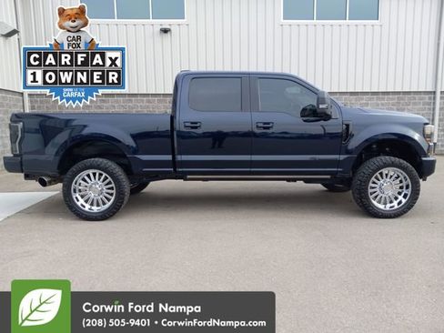 Used 2021 Ford F350 Platinum image 2