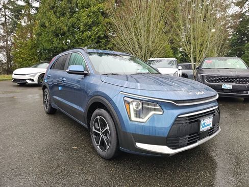 New 2026 Kia Niro EX image 3