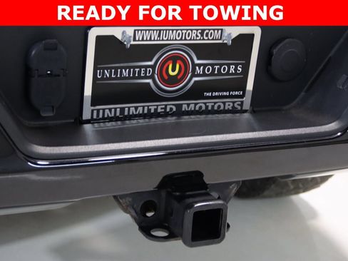 Used 2021 Chevrolet Silverado 1500 Custom Trail Boss image 12