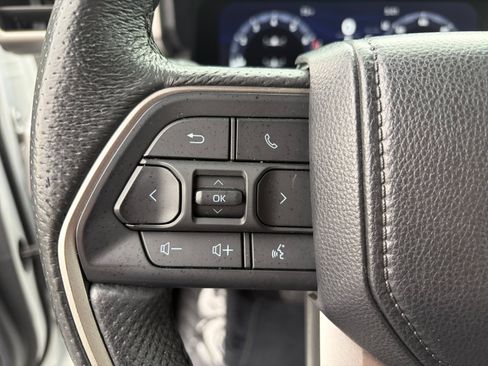 Used 2024 Toyota Tacoma TRD Off-Road AWD/4WD image 14