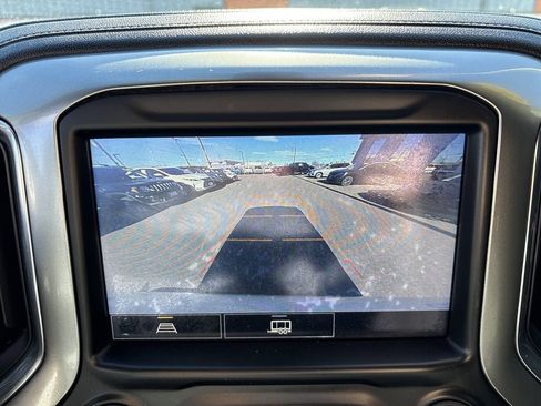 Used 2021 Chevrolet Silverado 1500 LT w/ Texas Edition Plus image 19